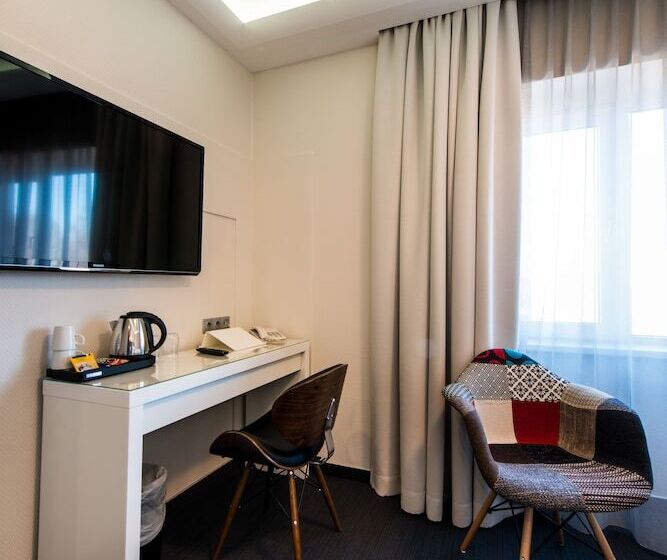 اتاق استاندارد, Amrita