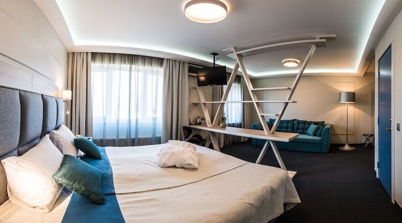 سوییت جونیور, Amrita