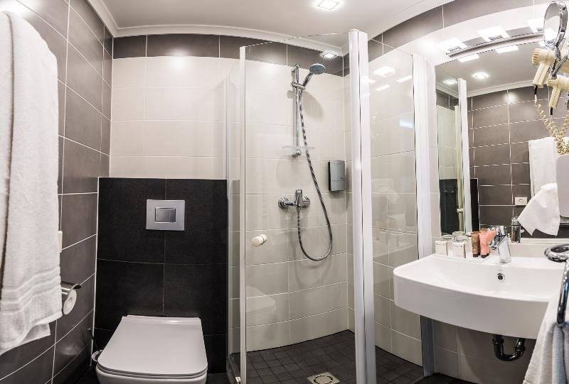 اتاق استاندارد یک نفره, Amrita