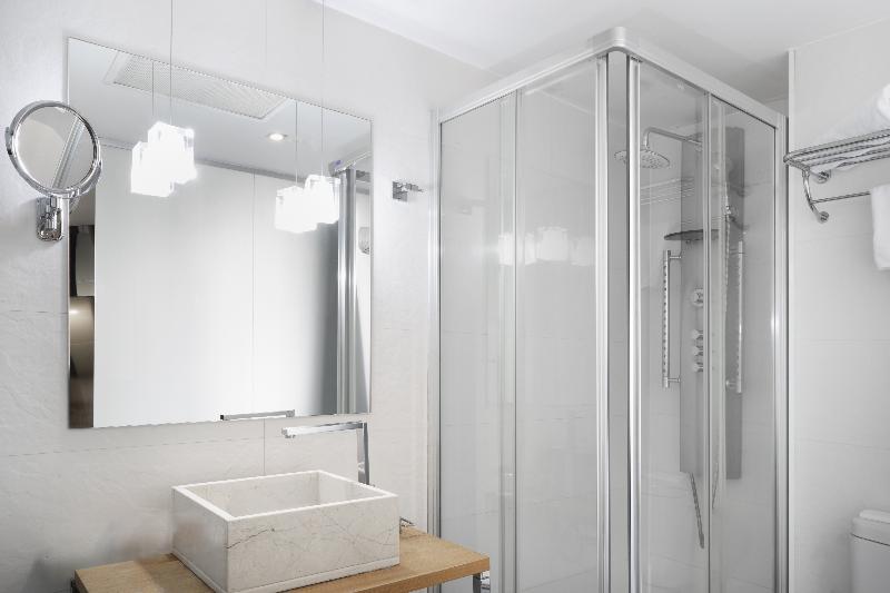 سوییت جونیور, Amrita