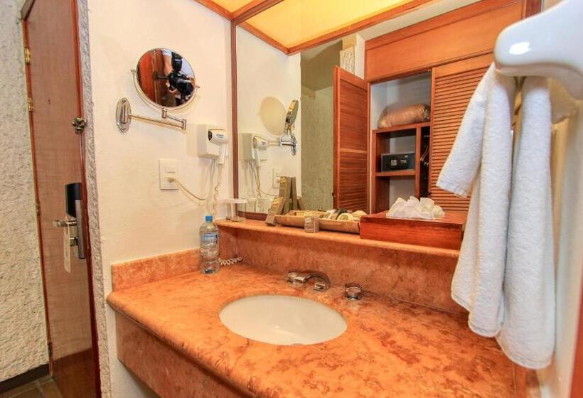 スタンダードトリプルルーム, Ciudad Real Palenque