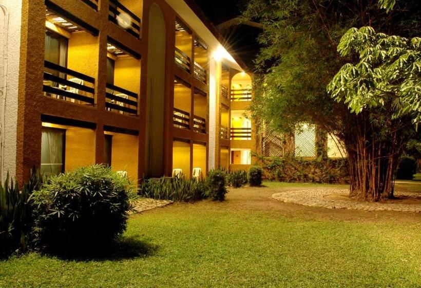 スタンダードトリプルルーム, Ciudad Real Palenque