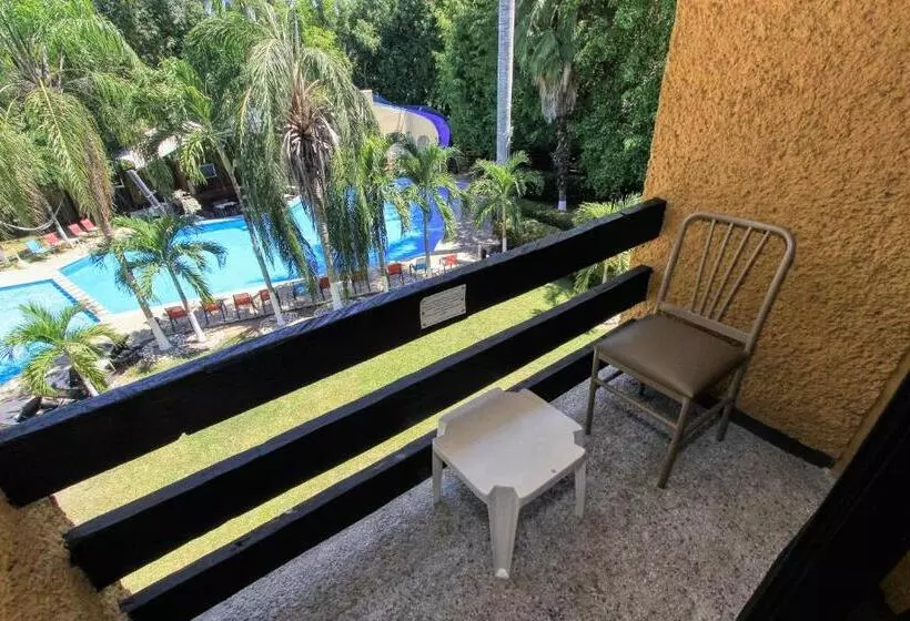سوییت جونیور, Ciudad Real Palenque