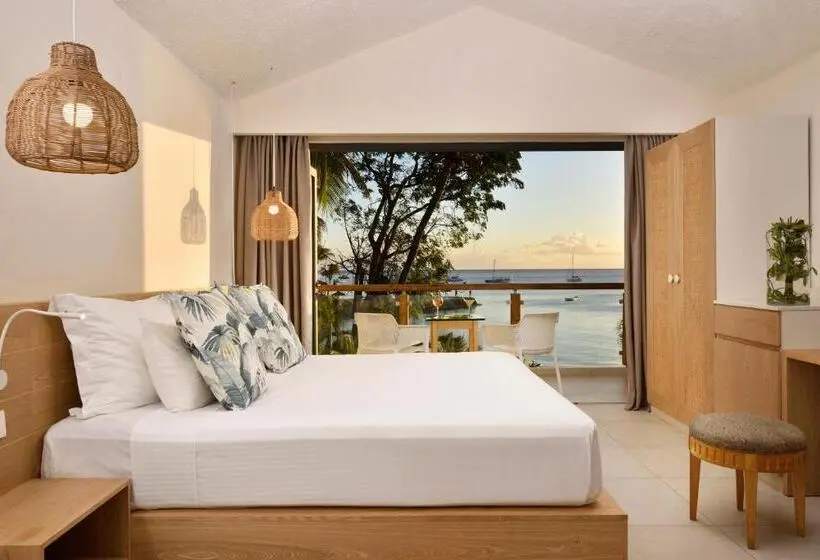 اتاق اجرایی با چشم‌انداز دریا, Coral Azur Beach Resort Mont Choisy