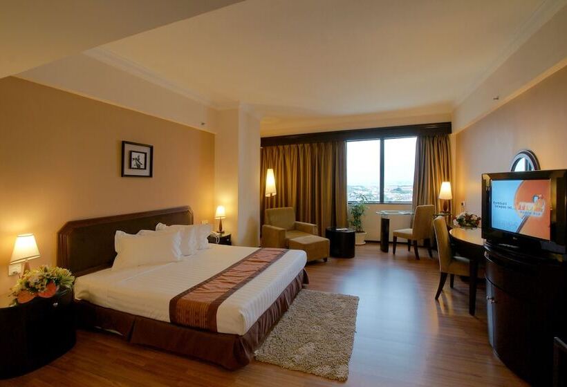 Номер Deluxe, Crystal Crown