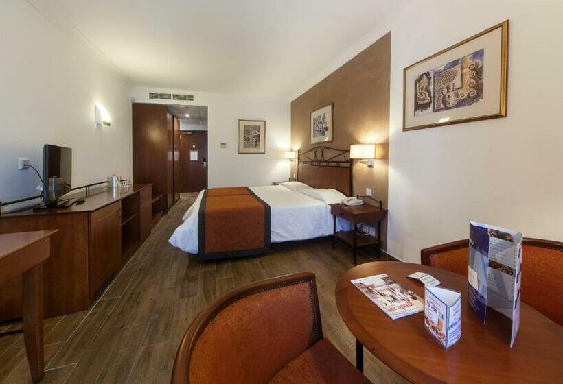 غرفة سوبيريور ذات إطلالة جانبية على البحر, Vivaldi