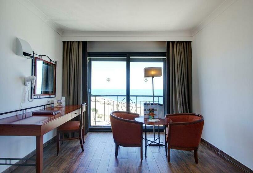 غرفة سوبيريور مطلّة علي البحر, Vivaldi