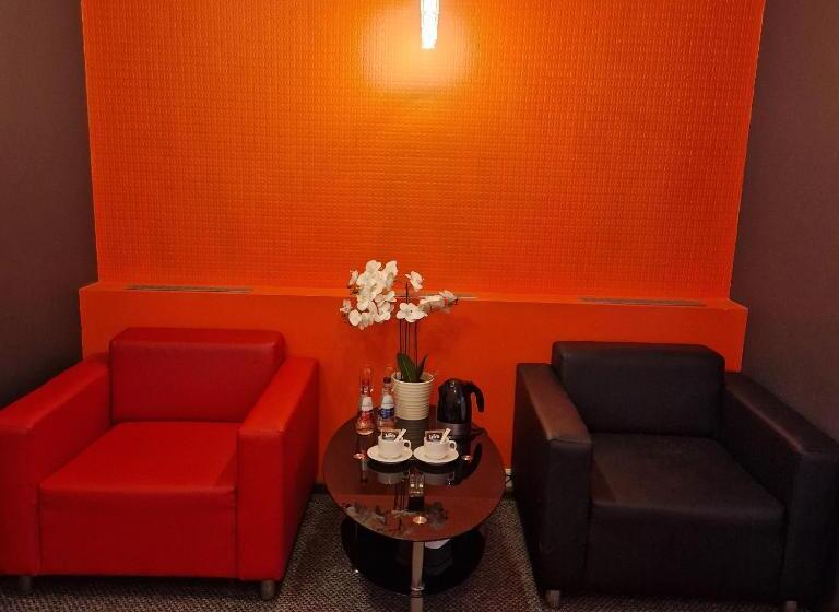 اتاق لوکس با بالکن, Latgale