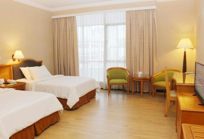 스탠다드 룸, Mega