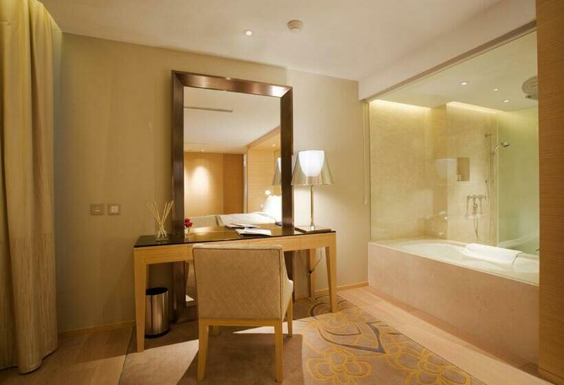 سوییت, Million Dragon