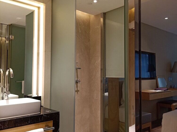 اتاق لوکس, Million Dragon