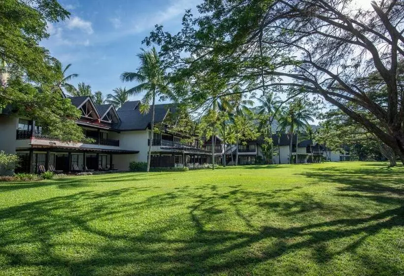 クラブルーム, Nexus Resort & Spa Karambunai