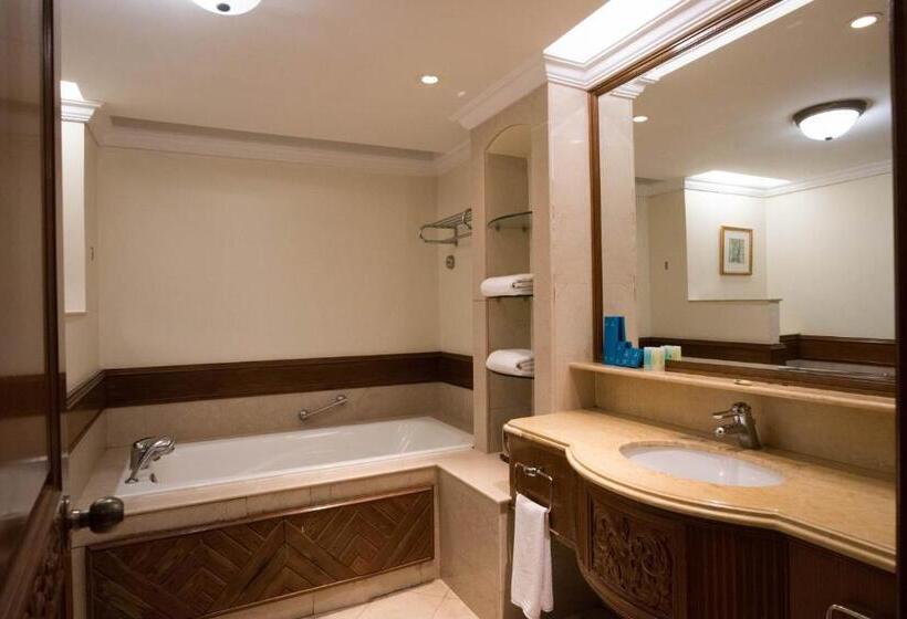 غرفة كلوب, Nexus Resort & Spa Karambunai