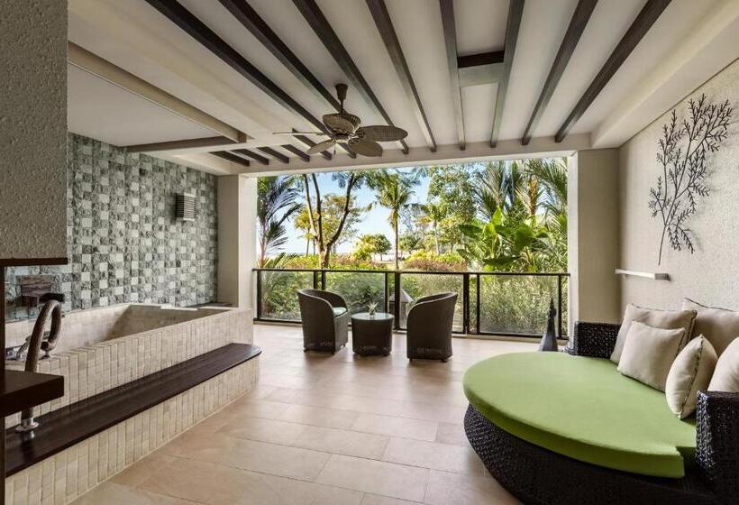 סוויטת ג'וניור נוף לגינה, Shangri La Rasa Ria, Kota Kinabalu