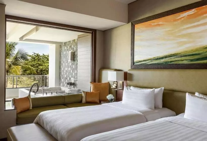 庭の見えるジュニアスイート, Shangri La Rasa Ria, Kota Kinabalu