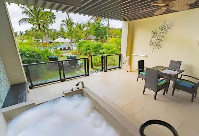 ファミリージュニアスイート, Shangri La Rasa Ria, Kota Kinabalu