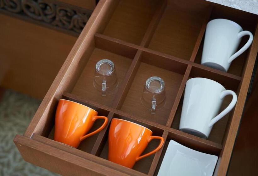 סוויטת ג'וניור משפחתית, Shangri La Rasa Ria, Kota Kinabalu