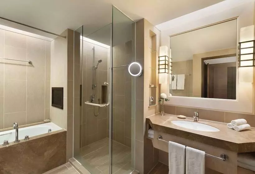 エクゼクティブスイート, Shangri La Rasa Ria, Kota Kinabalu