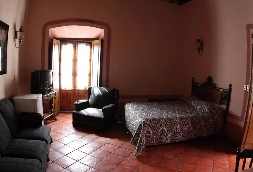 اتاق استاندارد سه نفره, Casa Del Pingorongo