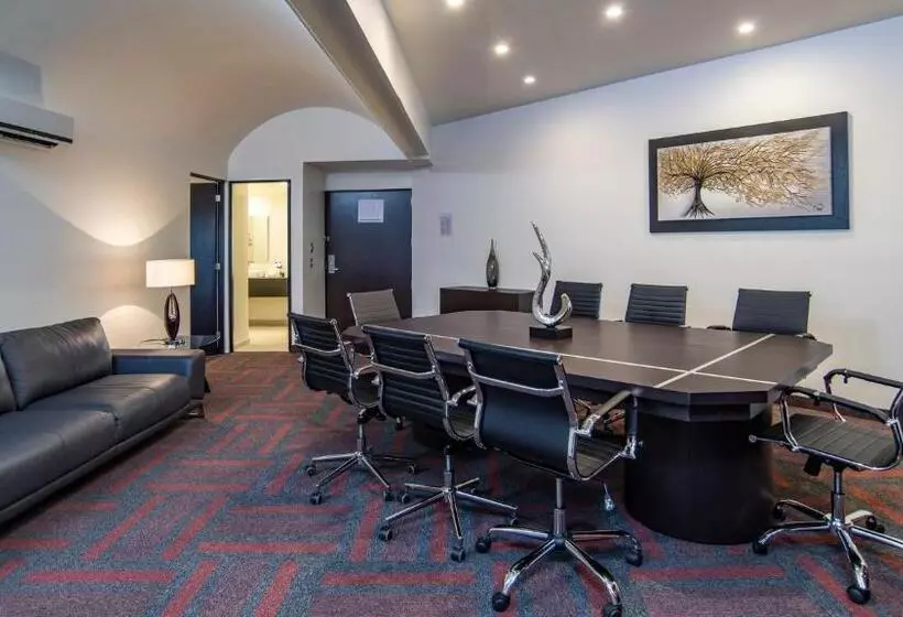 سوئیت اجرایی با تخت کینگ, Holiday Inn Mexico Dali Airport, An Ihg