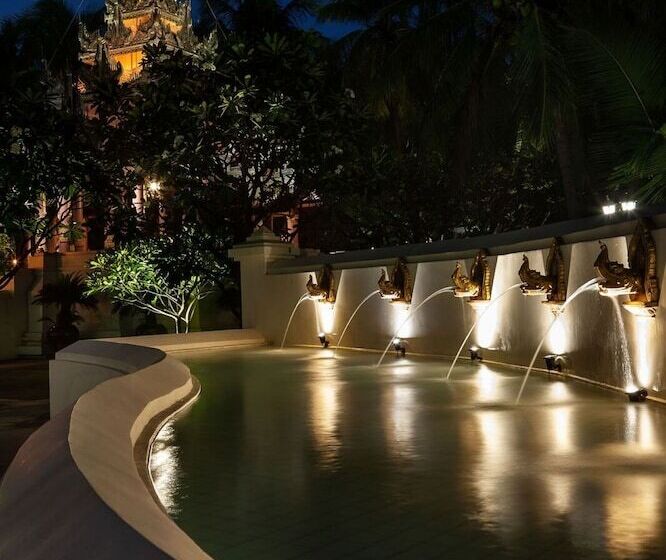 اتاق لوکس, Mercure Mandalay Hill Resort