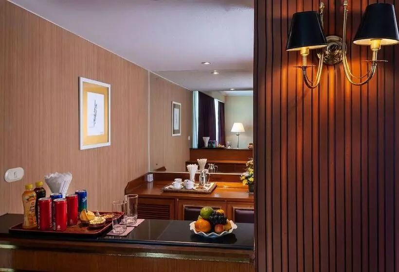 デラックスルーム, Mercure Mandalay Hill Resort