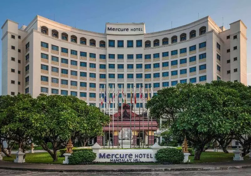 デラックスルーム, Mercure Mandalay Hill Resort