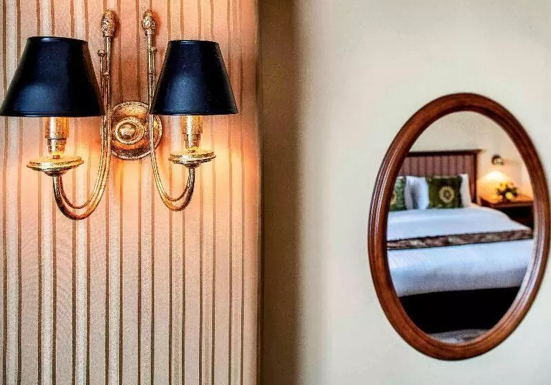 デラックスルーム, Mercure Mandalay Hill Resort