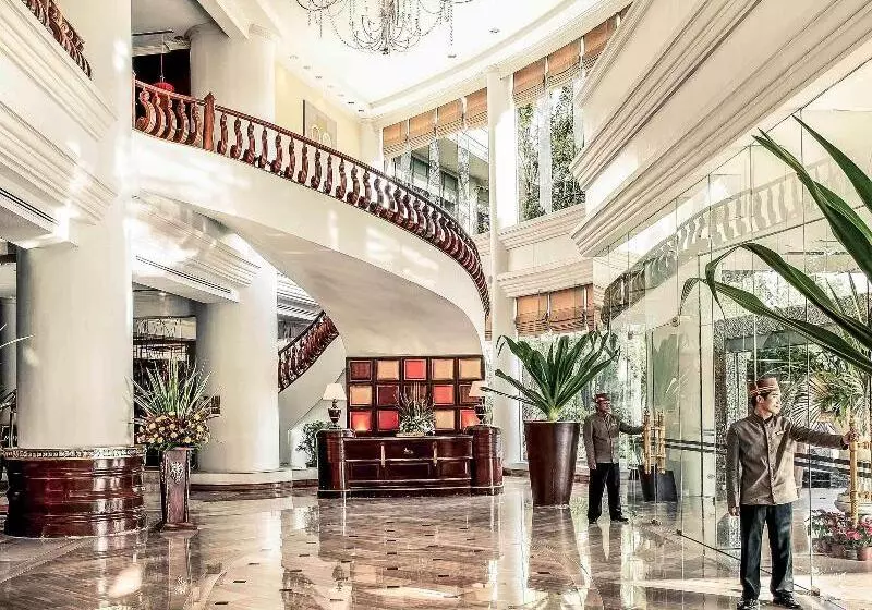 デラックスルーム, Mercure Mandalay Hill Resort