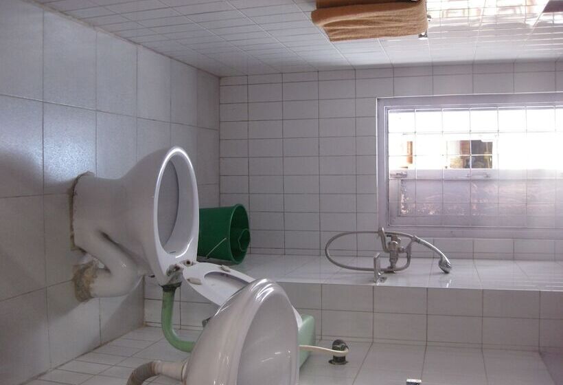 اتاق استاندارد, Pilgrims Guest House