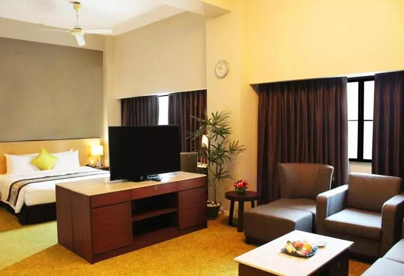 سوییت اجرایی, Summit Parkview Yangon