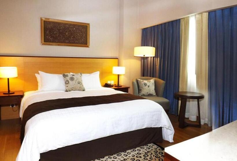 سوئیت پریمیوم, Summit Parkview Yangon