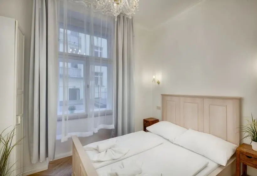 Standard-studio, Selinor Old Town Apartments