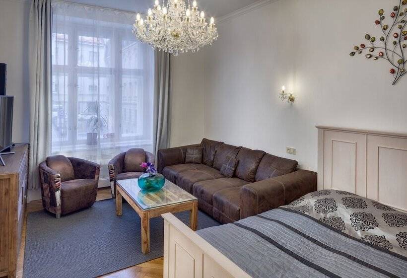 آپارتمان 3 خوابه, Selinor Old Town Apartments