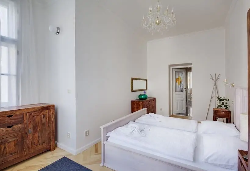 Standard-studio, Selinor Old Town Apartments