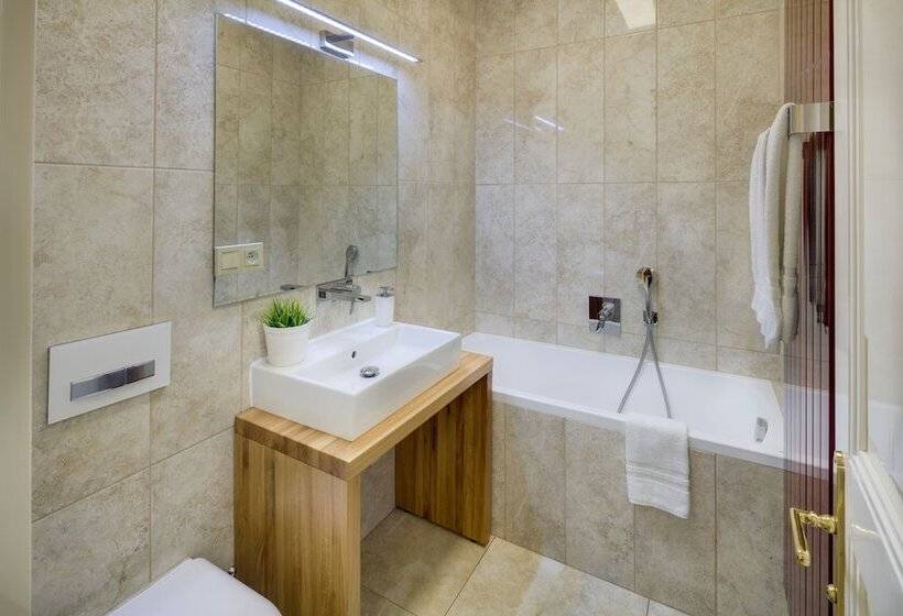 آپارتمان 3 خوابه, Selinor Old Town Apartments