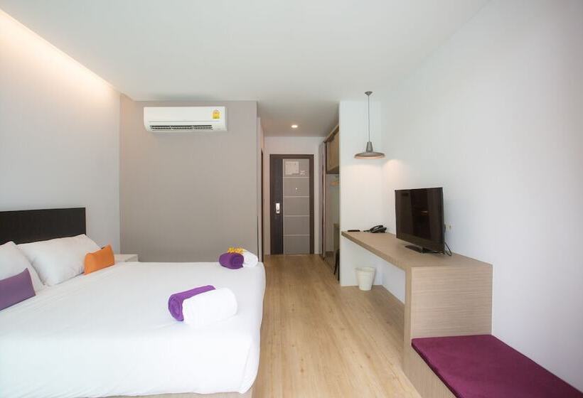 اتاق سوپریور با چشم‌انداز شهر, Chaweng Villawee Hotel   Sha Plus