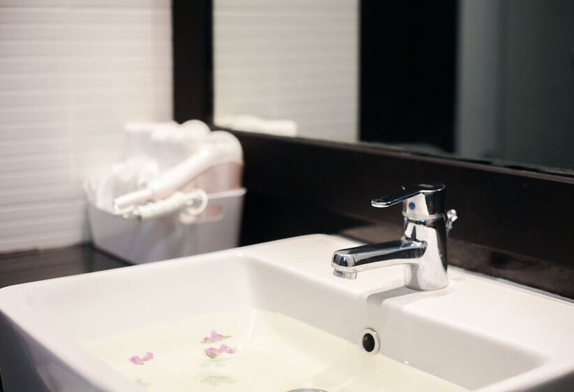 اتاق لوکس, Chaweng Villawee Hotel   Sha Plus