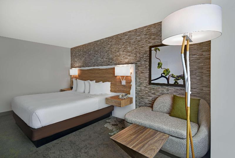 اتاق سوپریور با چشم‌انداز شهر, Chaweng Villawee Hotel   Sha Plus