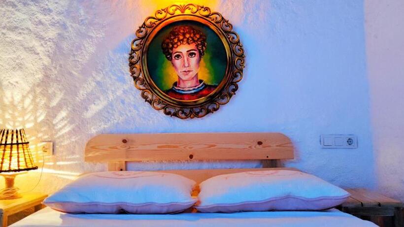 חדר סטנדרט, Afet Hanim Konagi