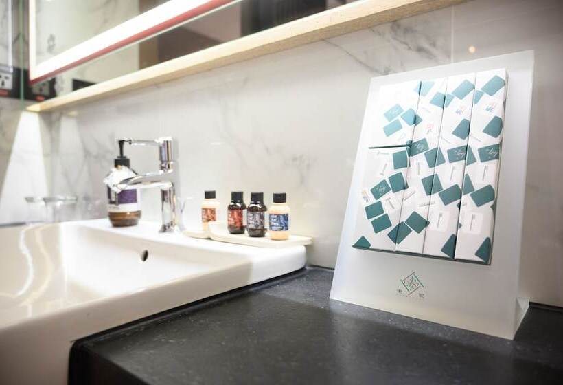 سوییت اجرایی, East Taipei