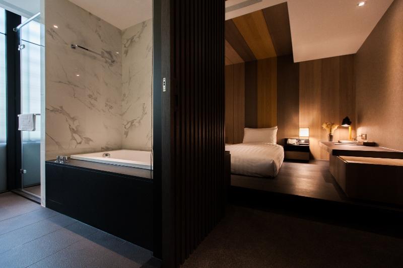 اتاق کلاسیک, East Taipei