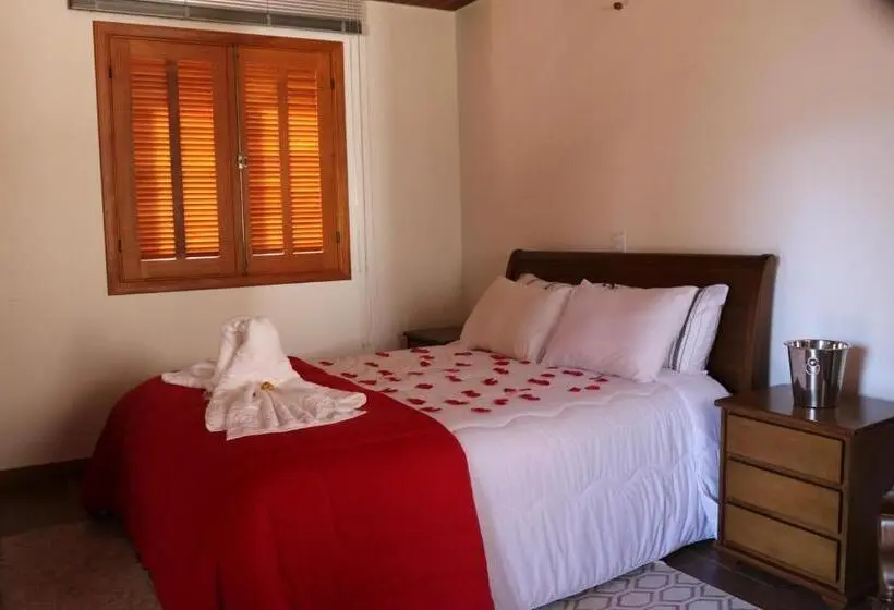 کلبه ییلاقی سوپریور یک خوابه, Pousada Jardim Da Luz