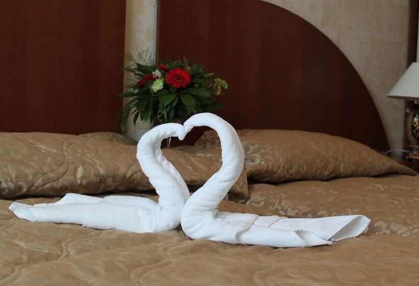 スタンダードルーム, Troparevo