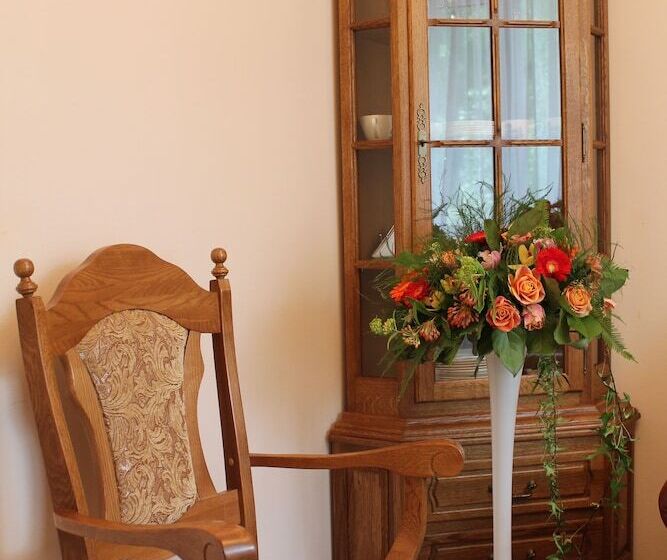 スイート, Troparevo