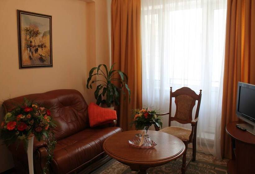 スイート, Troparevo