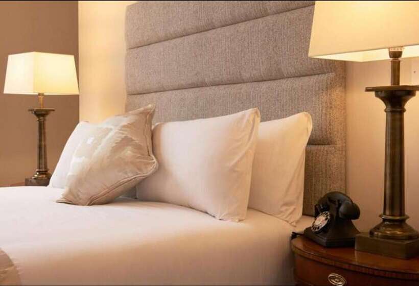 标准间, Gardiner Lodge