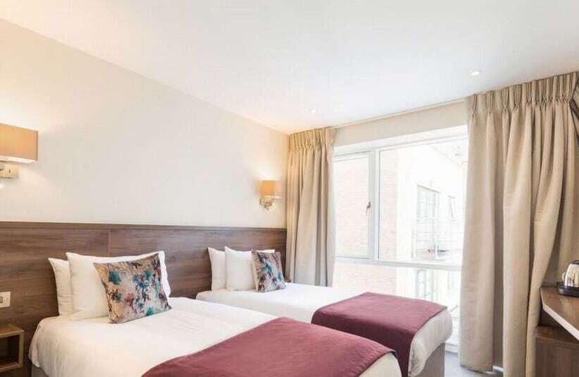 标准间, Gardiner Lodge