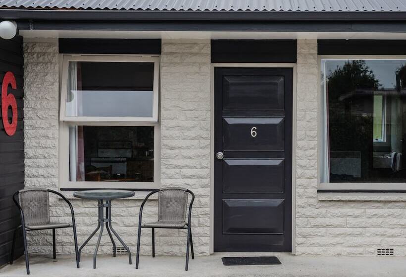 דירת חדר סופריור, Cedar Lodge Motel