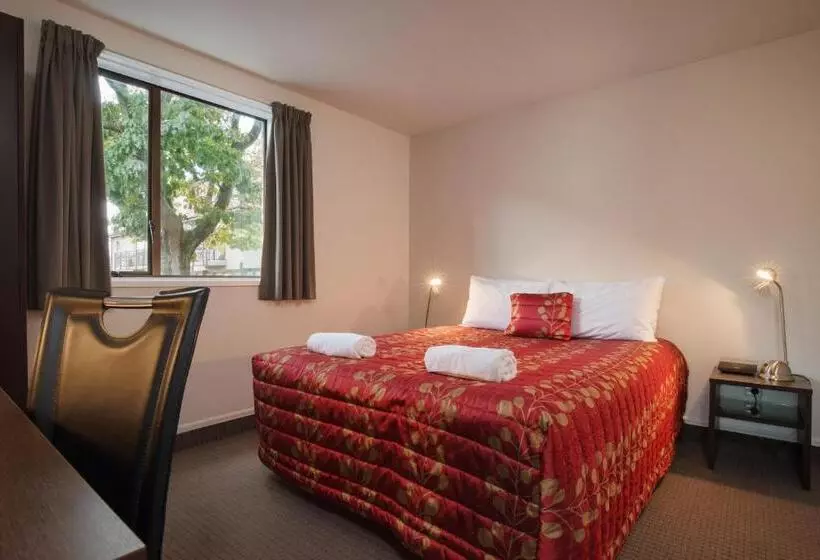 Huoneisto 1 Makuuhuone, Ashford Motor Lodge